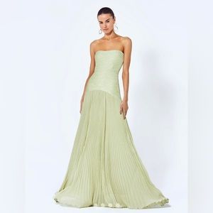 Alexis Sunniva dress